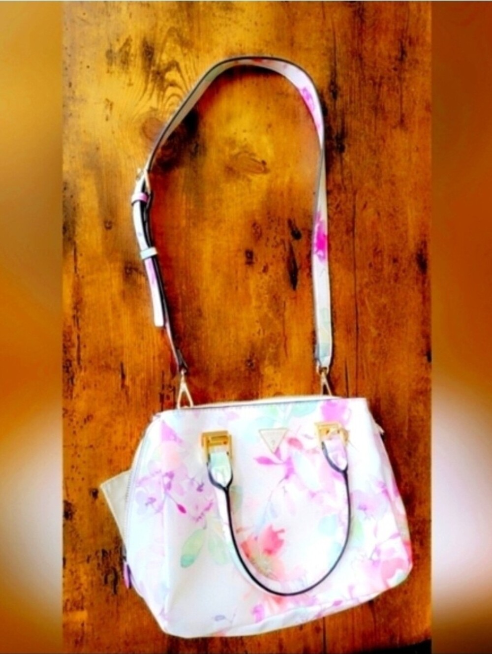 GUESS Brand Authentic Medium Floral Girlfriend Satchel Women's Bag